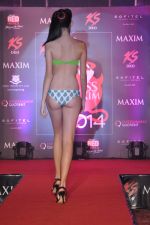Model walk the ramp at Miss Maxim Bikini show in Mumbai on 15th Sept 2013 (241).JPG